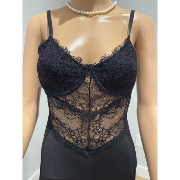 Shein Split Thigh Bustier Lace Maxi Dress, size medium - Picture 5 of 15